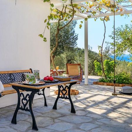 Nina-Myrtia Countryside House Skopelos Ditropo Eksteriør billede