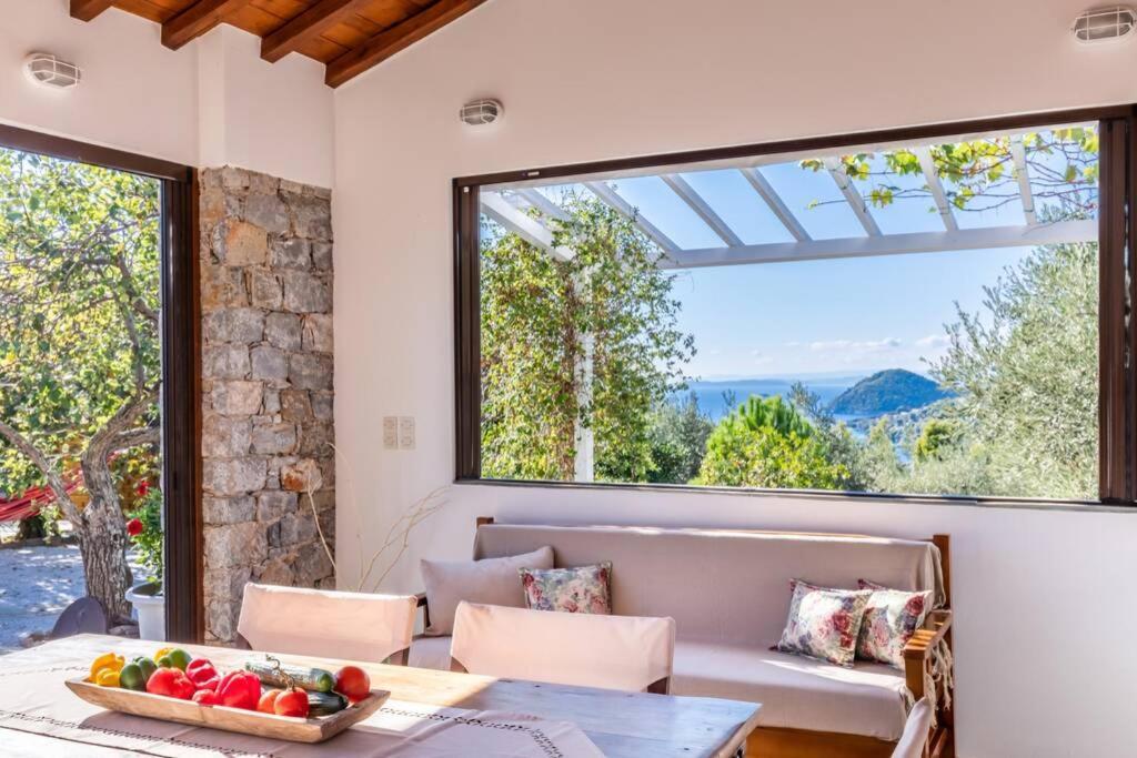 Nina-Myrtia Countryside House Skopelos Ditropo Eksteriør billede